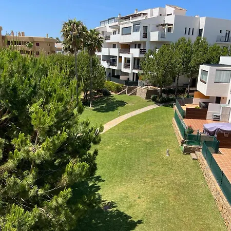 La Cala, Pax 5, 2d, Wifi, Pool, Tennis And Excellent Location