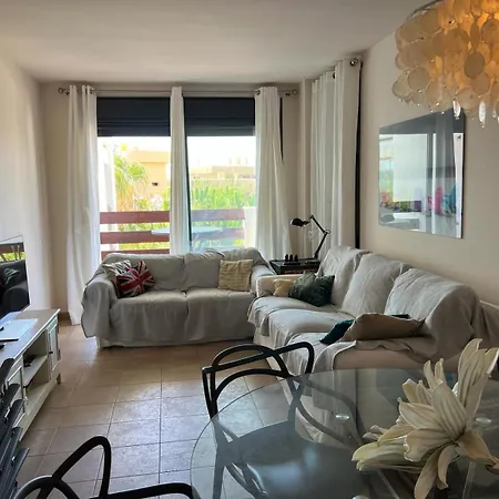 Apartment La Cala, Pax 5, 2d, Wifi, Pool, Tennis And Excellent Location
