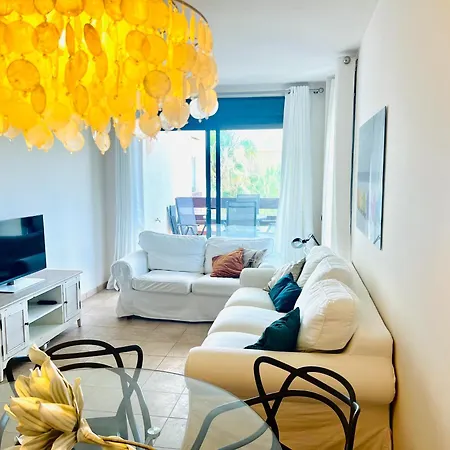 Apartment La Cala, Pax 5, 2d, Wifi, Pool, Tennis And Excellent Location