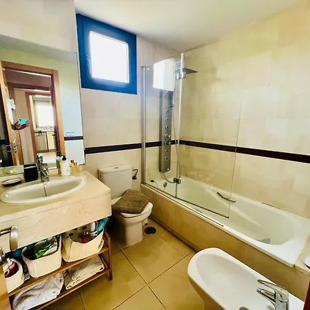 Apartment La Cala, Pax 5, 2d, Wifi, Pool, Tennis And Excellent Location